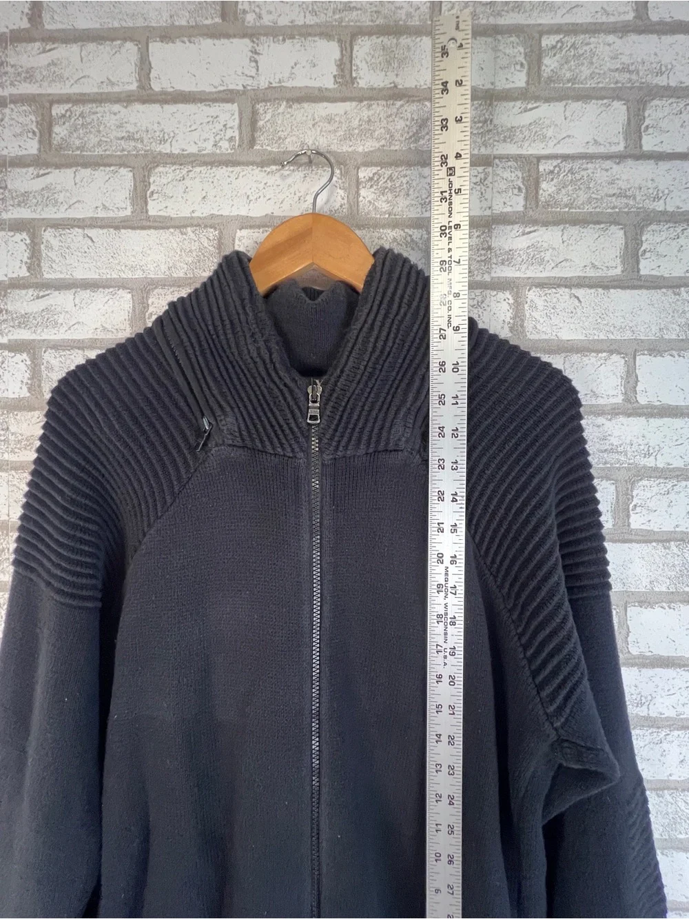 Armani Exchange Men’s Black Ribbed Zip-Up Sweater Jacket